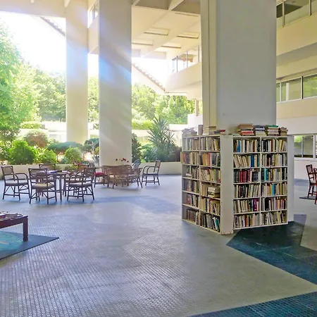 公寓 Chateau D'arcadie-8 By Interhome